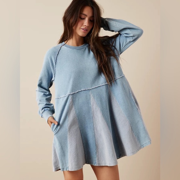 American Eagle Outfitters Dresses & Skirts - American Eagle “Seriously Lived-In” Fleece Babydoll Mini Dress